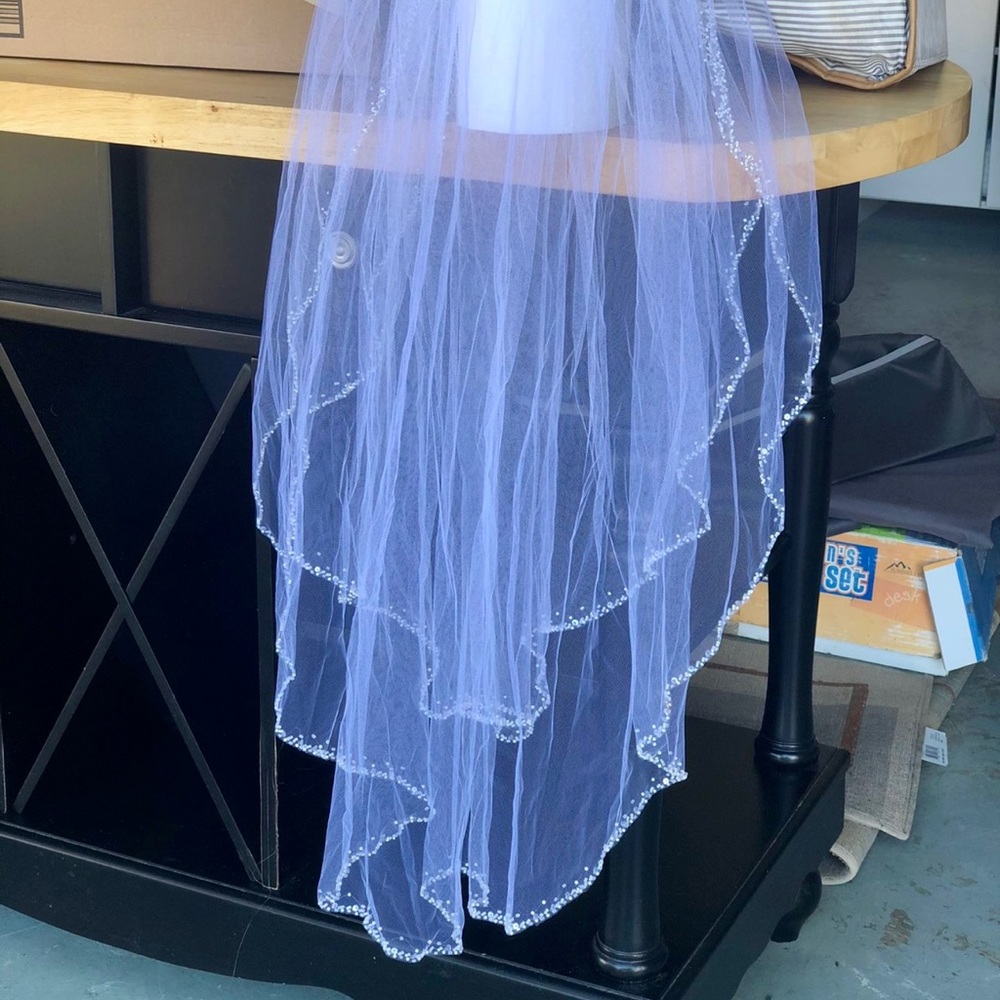 Two tiers tule rhinestone wedding veil